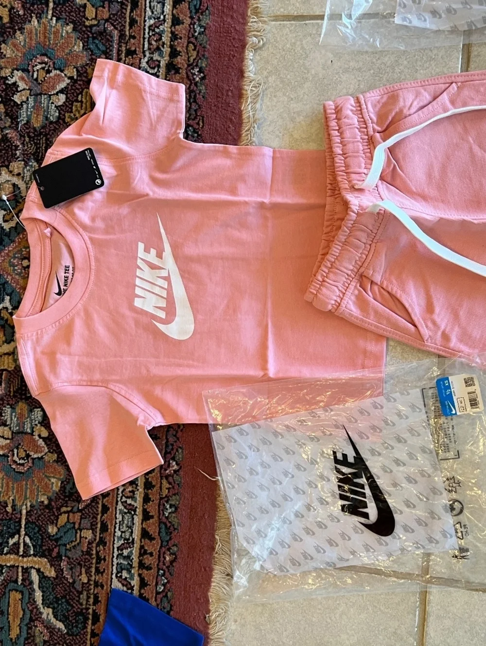 Kids Nike short/shirt set 11/12T youth Medium